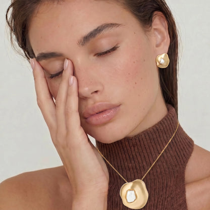 Pearl Halo Set